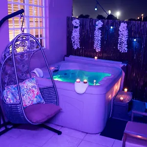 https://cozy-apt-of-2br-terrace-parking-pet-friendly.comcaribbean.com